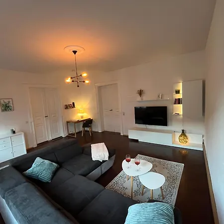 Emilie Apartment *